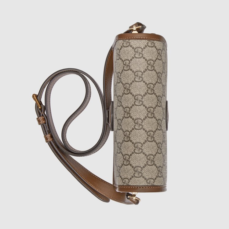 671620.92TCG.8563.006.060.0046.Light Mini shoulder bag with Interlocking G